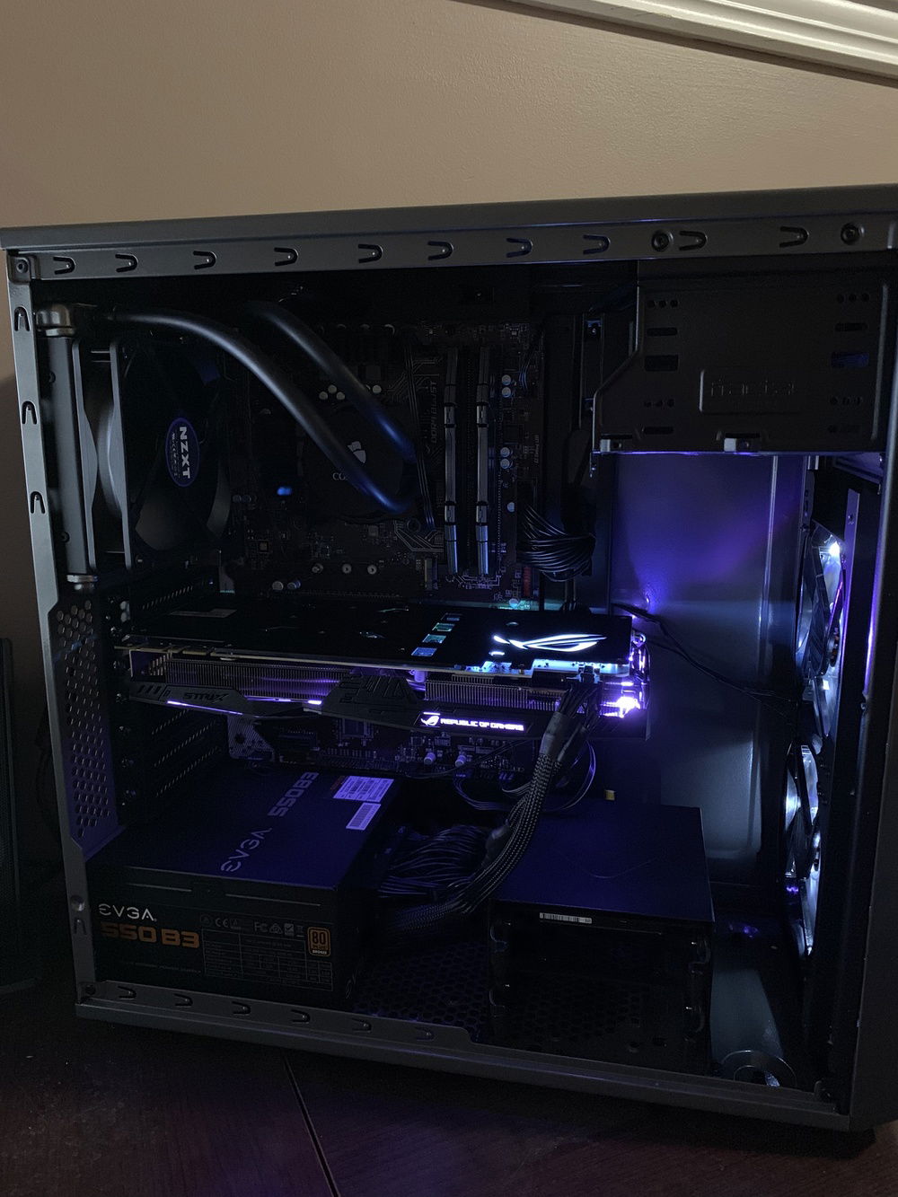 My first build. Painted ram heat sinks and radiator to add to the gunmetal theme.