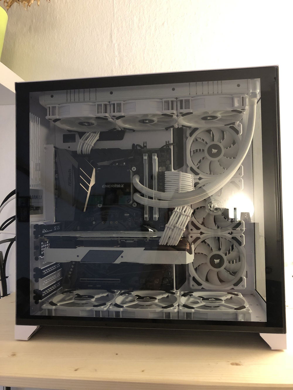 Found a new way to guide the pcie power cables