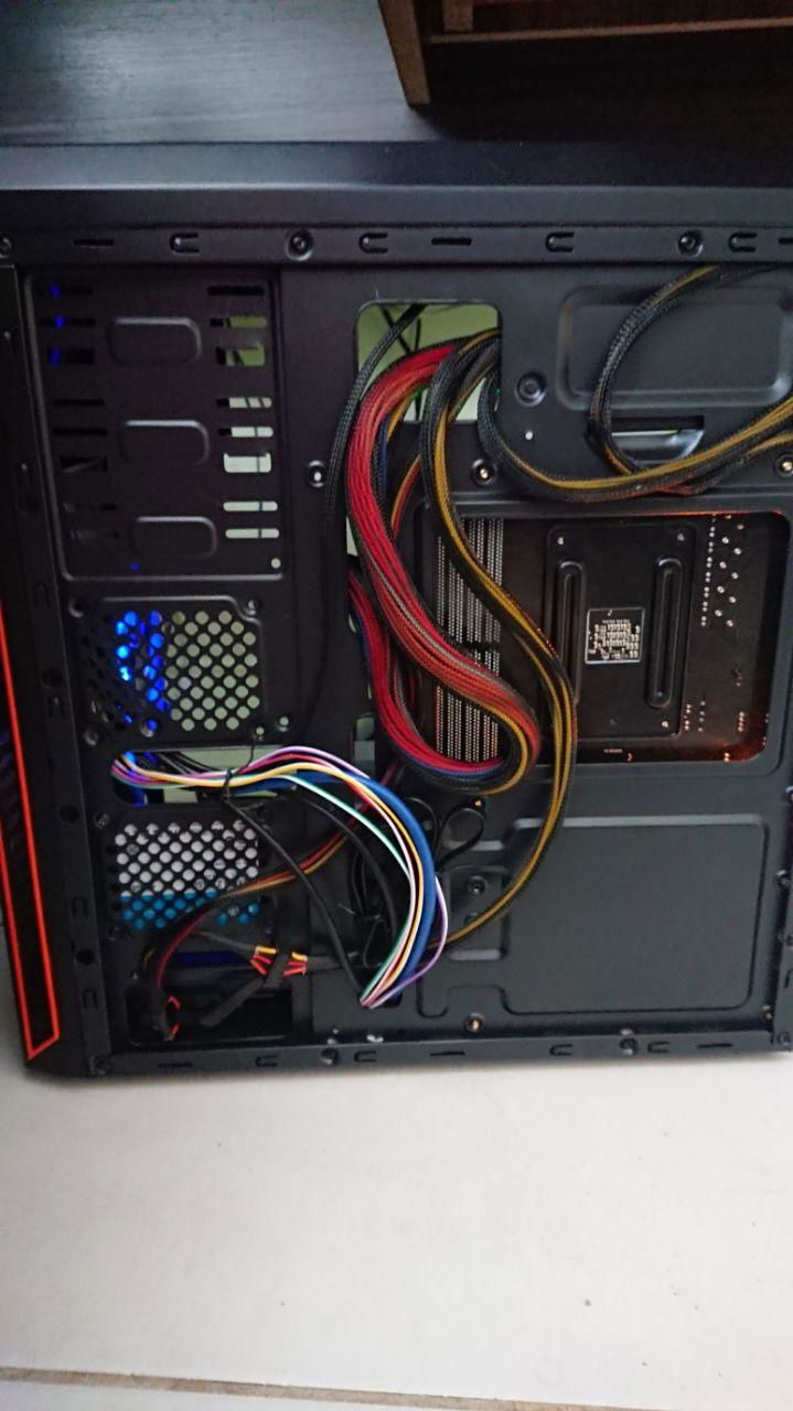 Right side cable management