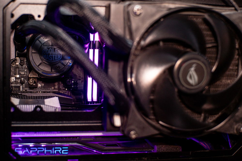 the case is open for the full cooling.