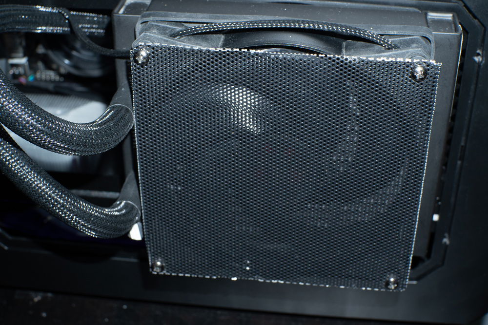 Cut a piece of grill from the QBX side mesh.