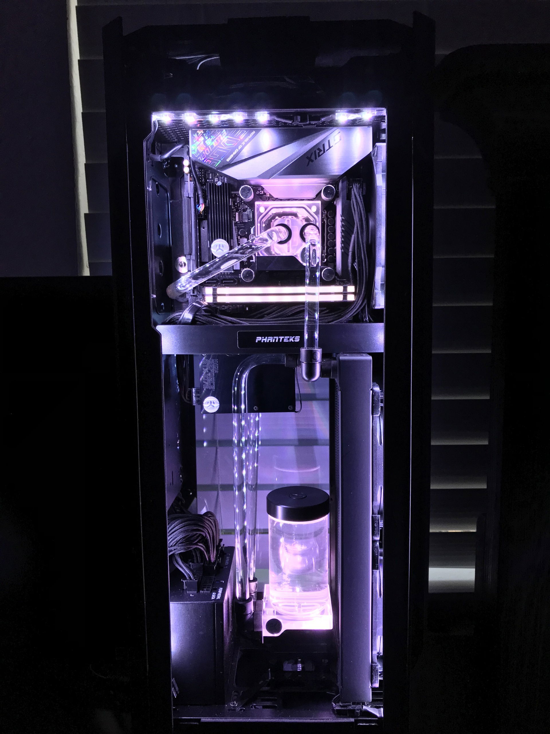 Watercooled Phanteks Shift X » builds.gg