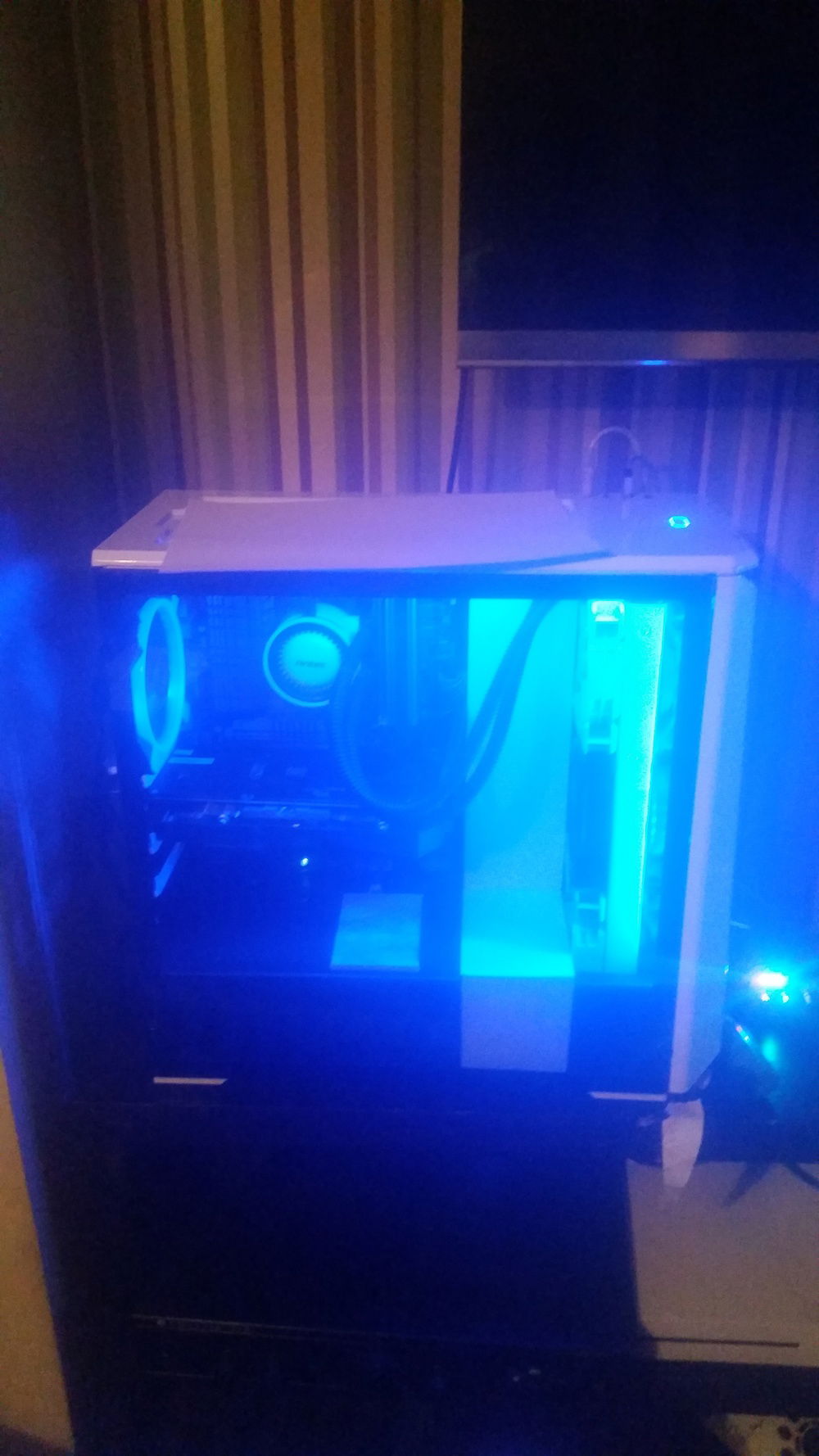 some more case modding still to sand down and connect edges n paint white again