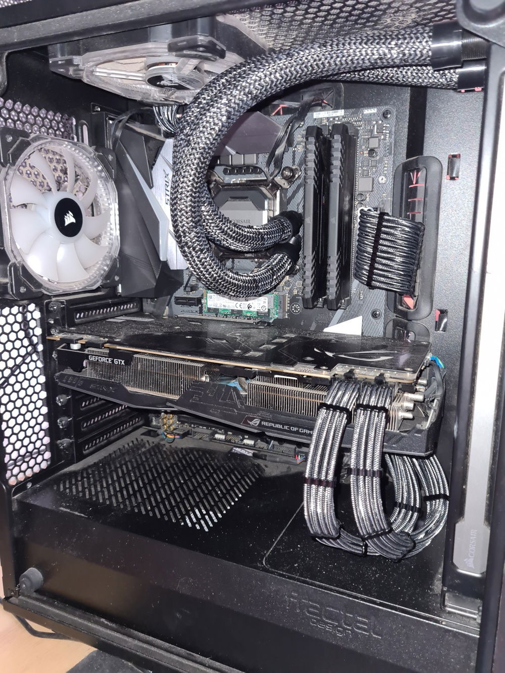 New cables in and AIO sleeving kit all in Carbon.