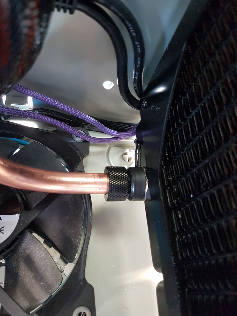 Tempsensor on front rad