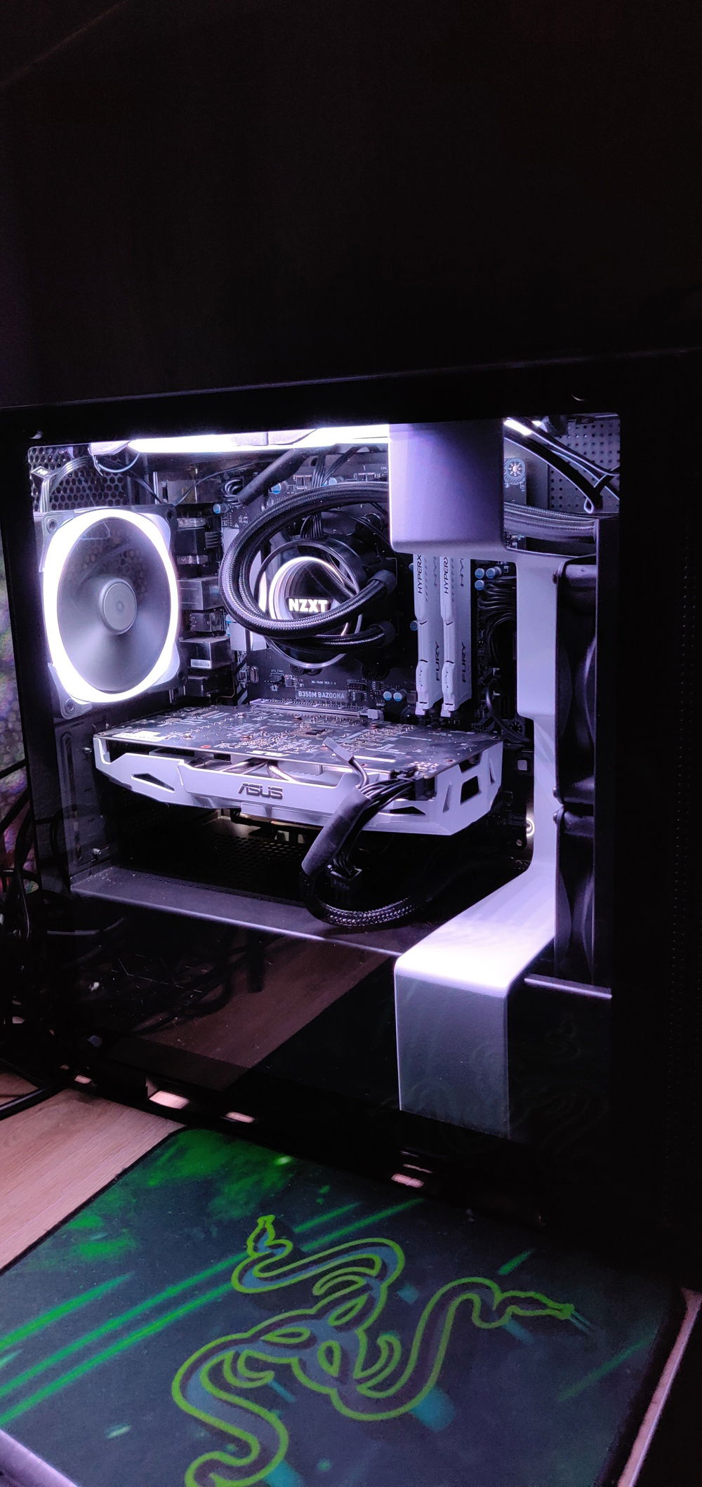 Side/Front shot of the finished build (without Phanteks Cable Extensions)