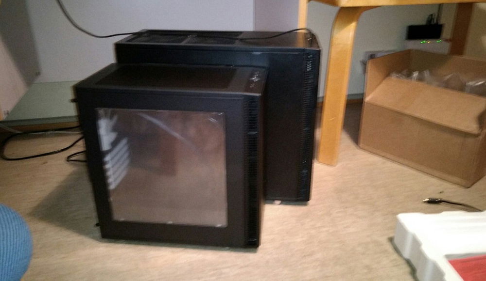 Old case (define r5) vs new (meshify c mini)