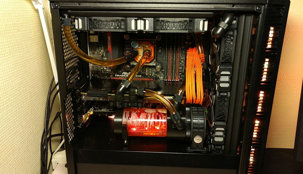 A lovely view of her without the side panel