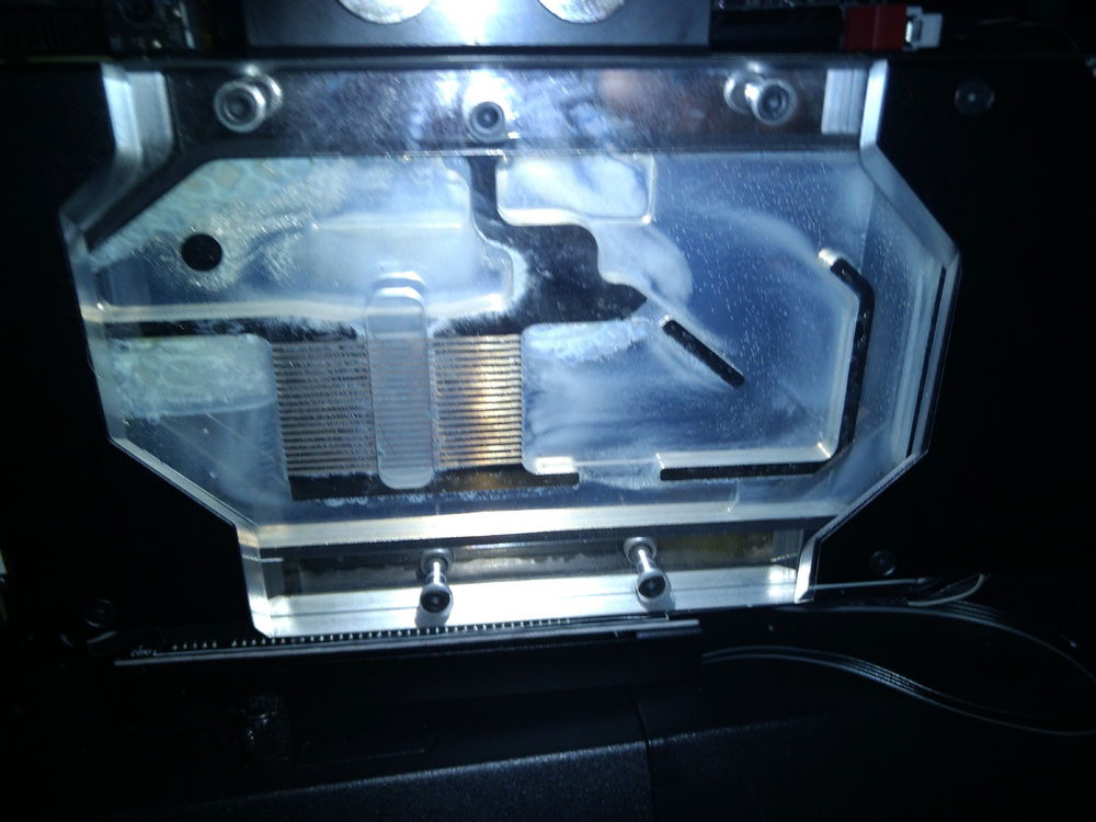 Bonus: This is why ekwb tells you to not use vinegar.