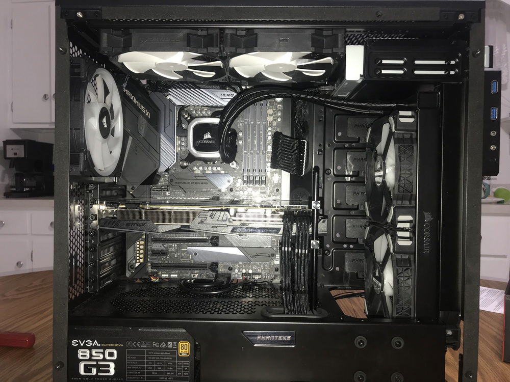 New cable mods finally came. Cleans it up a bit more.