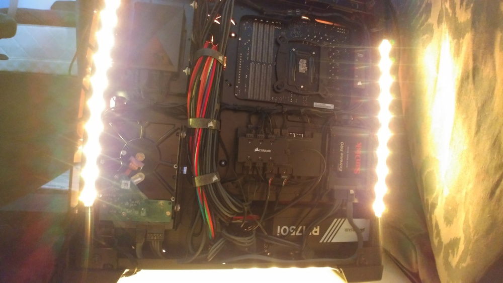 Kinda crappy photo, but it's just to show off the lighting on the back.