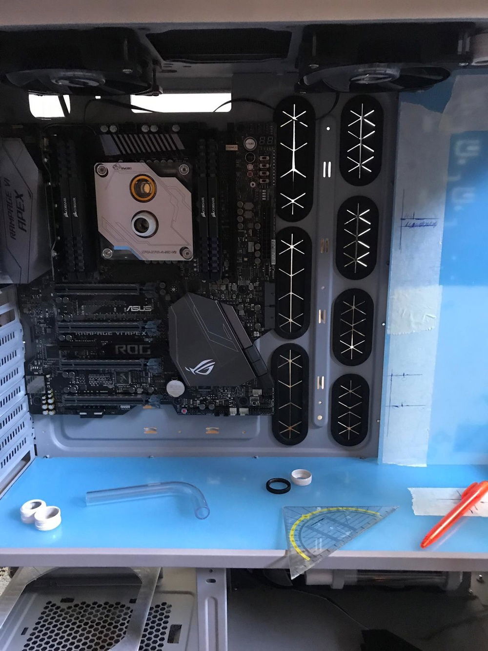 Preparing for drilling, pass-troughs are pretty big and need perfect alignment, otherwise your pipes will run inclined/skew and that looks like %&^#