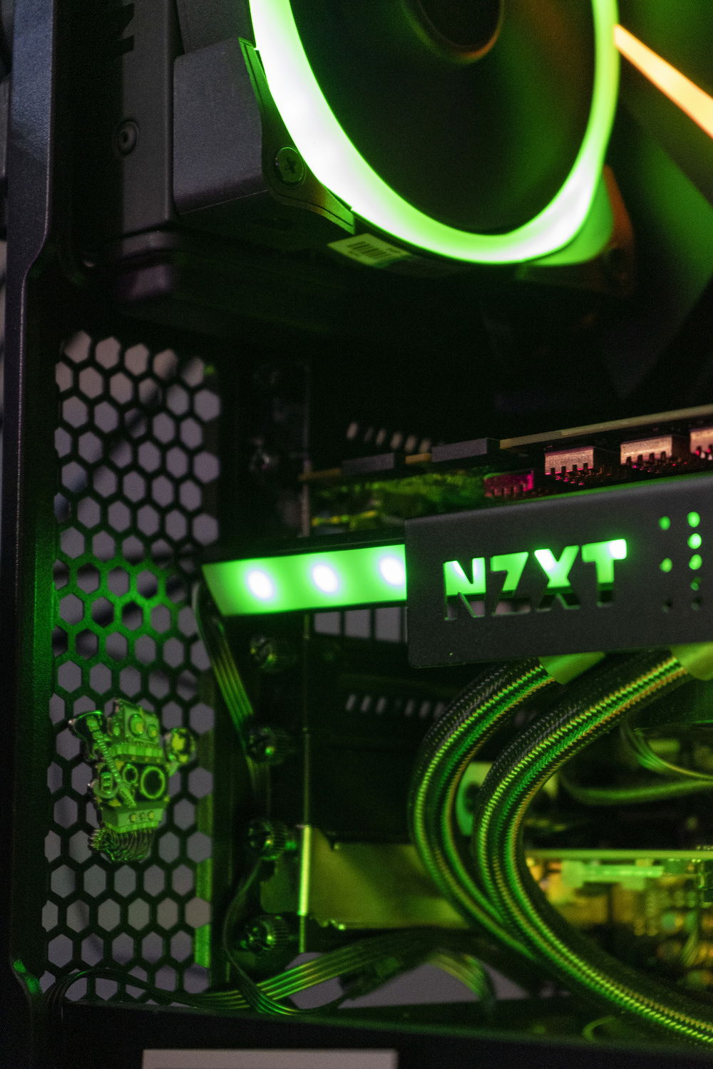 NXNT underglow used to light up the g12 bracket and bottom section of the case.  Fits quite nice in my case.