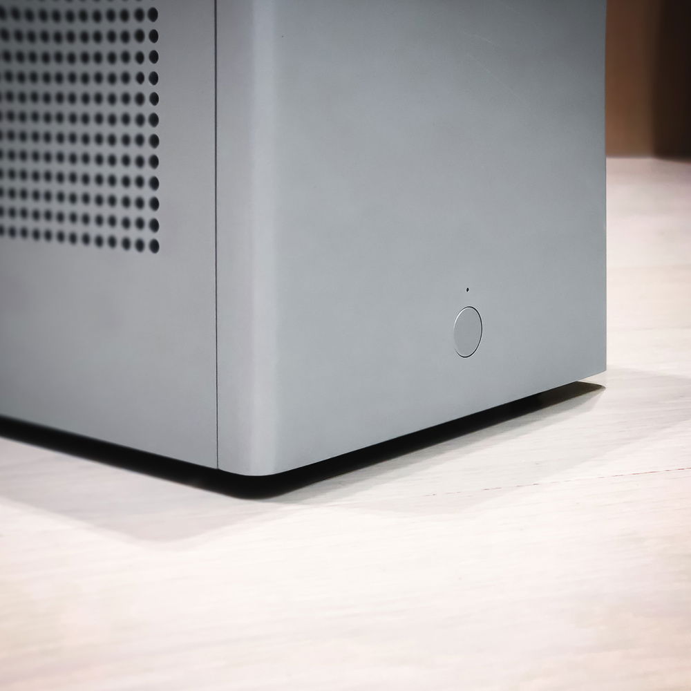 Full aluminum exterior