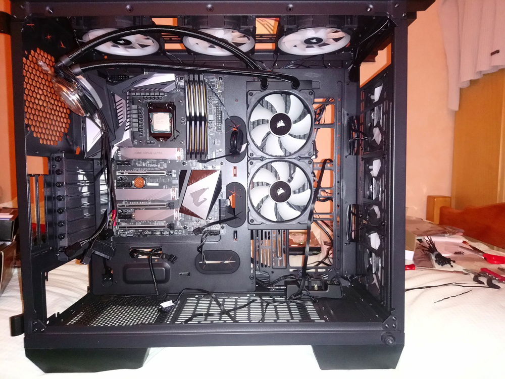 Each fan has 2 cables =>6 cables only for case fans, starting to wonder how i'll arrange it...