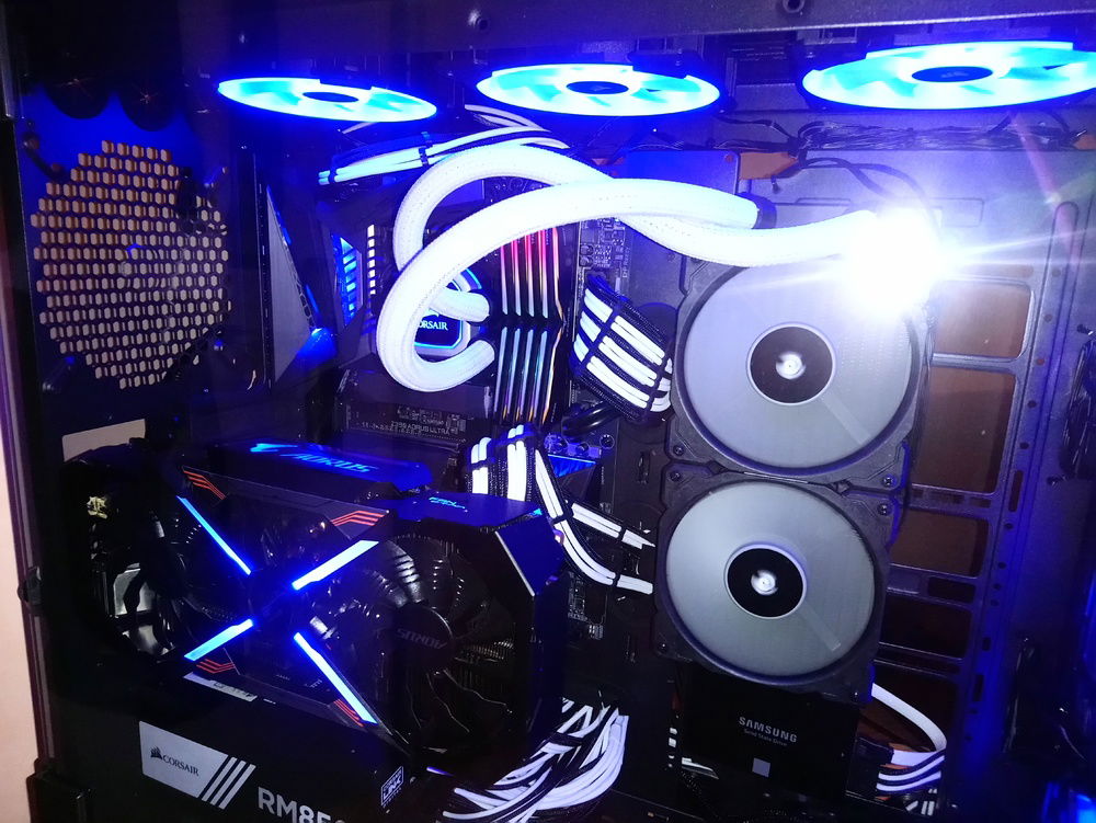 Inside with phone flash :s