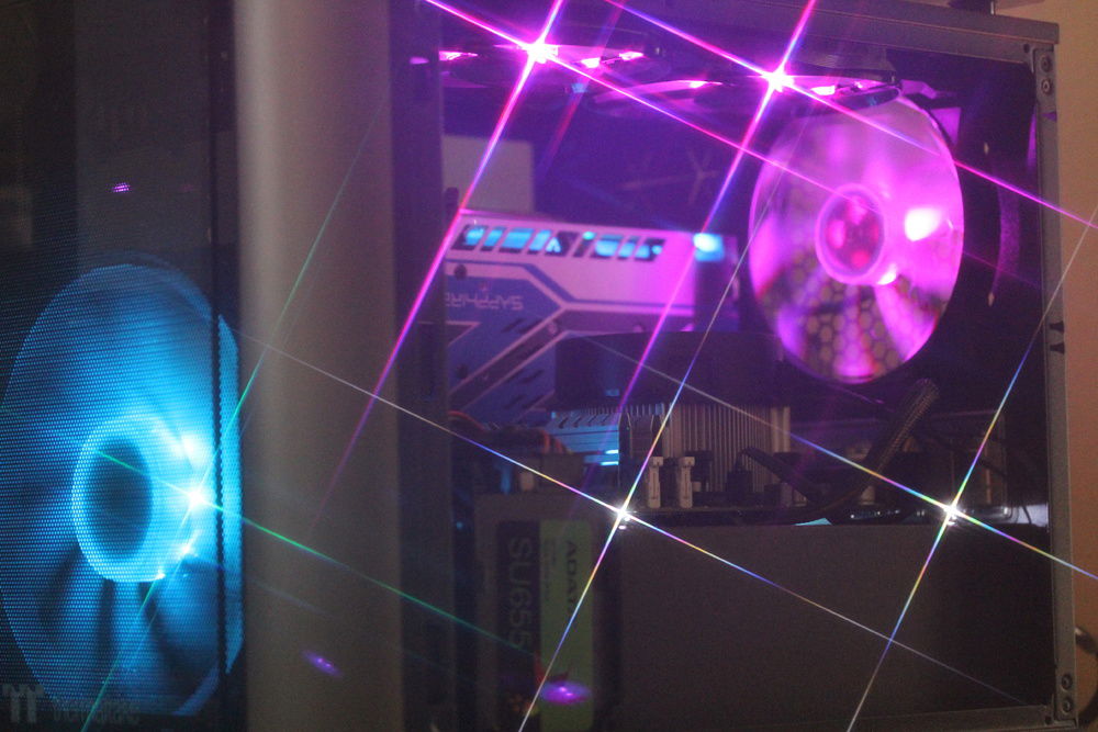 RGB btw. This looks pretty good with an Outrun theme too.