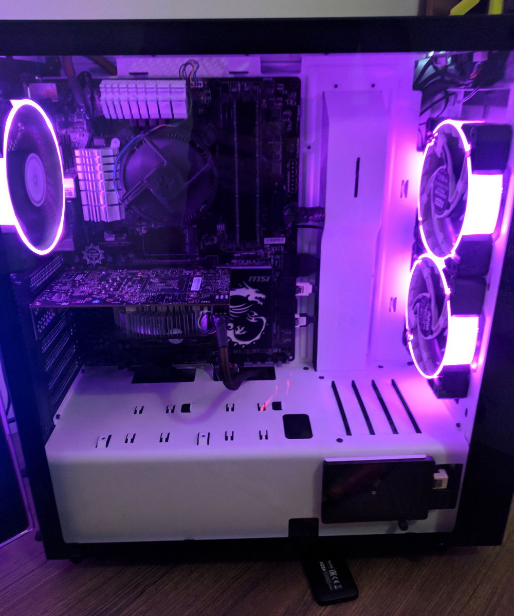 Painted the Motherboard VRM's heatsinks.