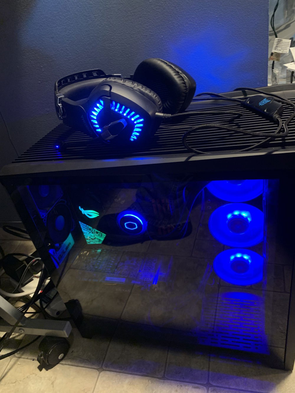 All sealed up and all 15 fans running