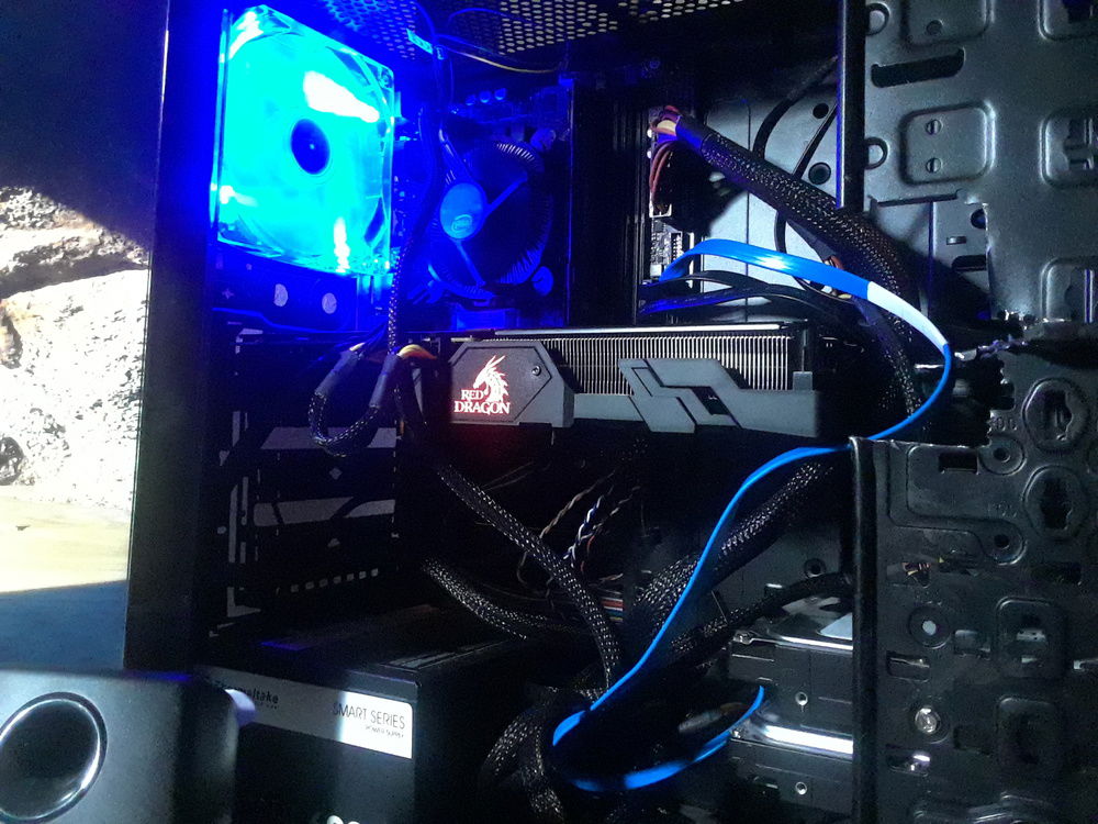 i had to cut out part of a drive bay accommodate the vega 56