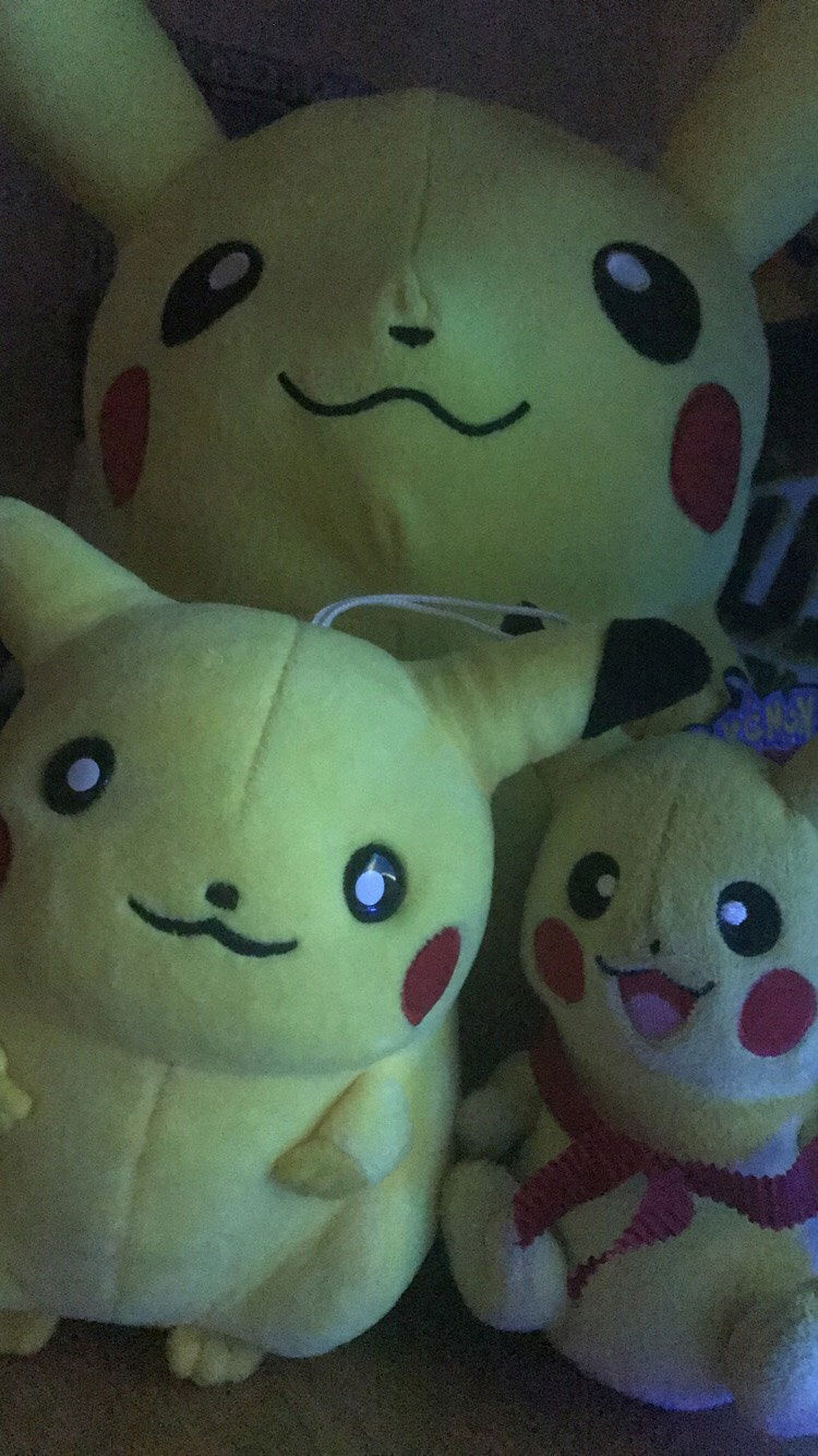 I have these guys next to my monitor. Pikachu is my favorite Pokémon and I have a lot of them.