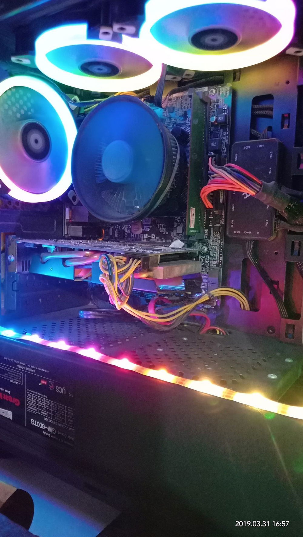 This is my gaming pc. It's not the best but this is my partner for a very long time.