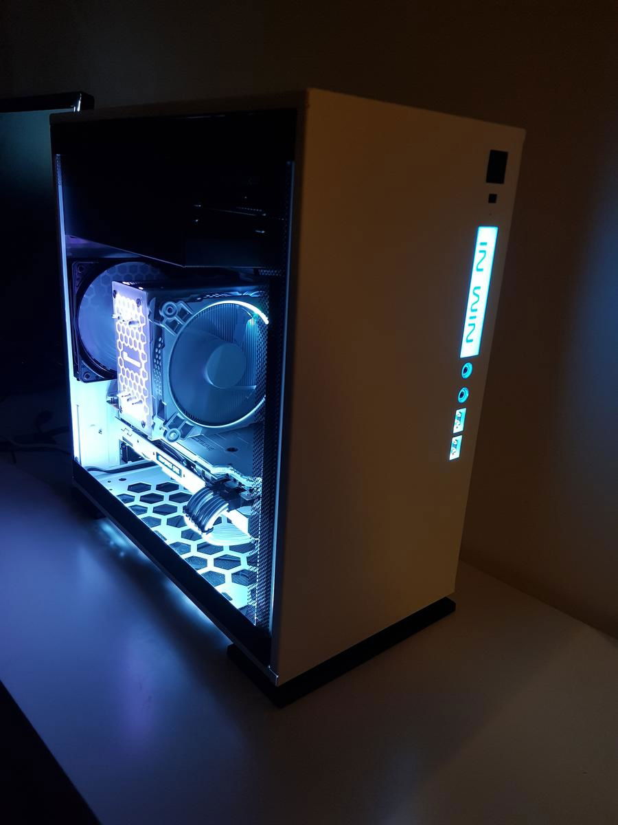 Sexy Used Parts PC (MATX White Build) » builds.gg