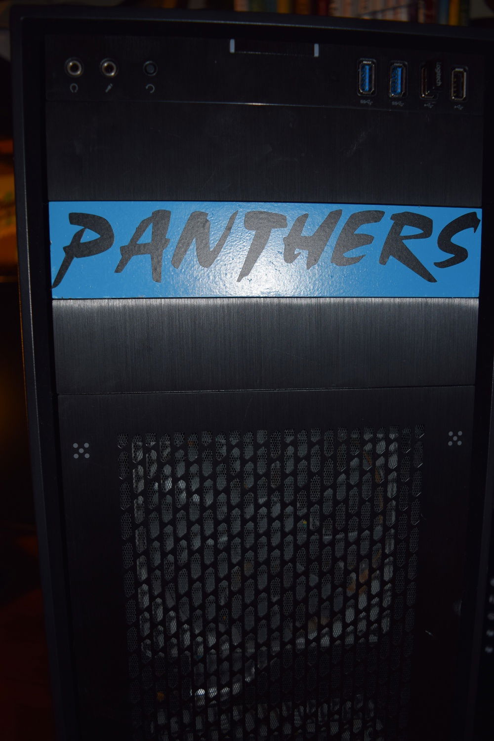 Front of case (minus the fan controller that I removed)