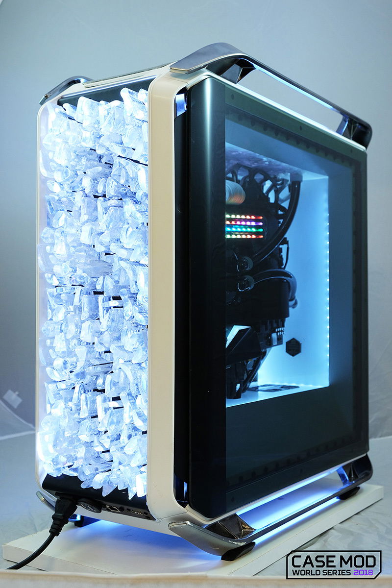 The entire back panel consists of hundreds of backlit 'ice cubes' that were painstakingly cast in clear resin from a silicone mold taken from a cluster of random 3D printed shapes.