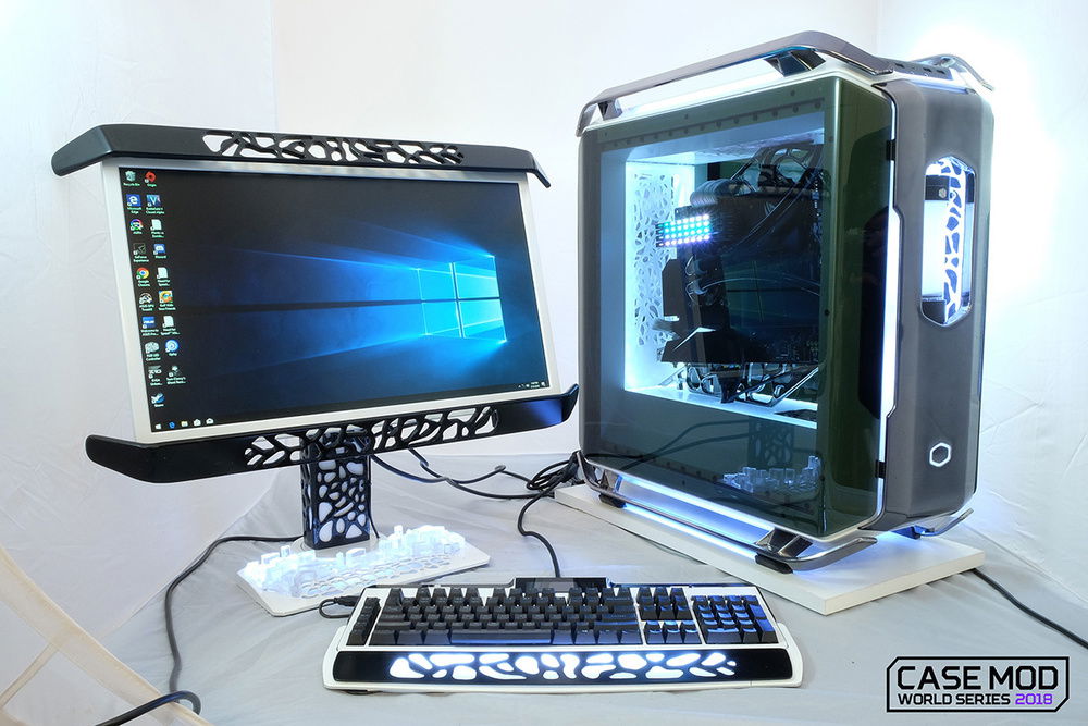 I love modding the peripherals to go along with the PC!