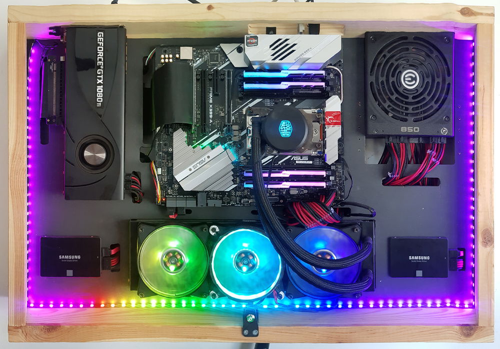 These are not addressable LEDs, I actually took a panoramic photo while the computer was cycling through colors