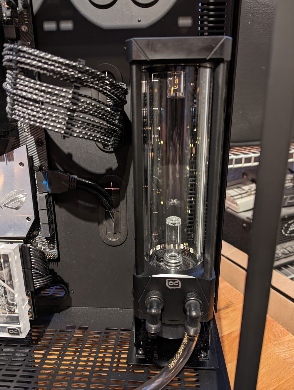 Alphacool Eisbecher D5 Aurora