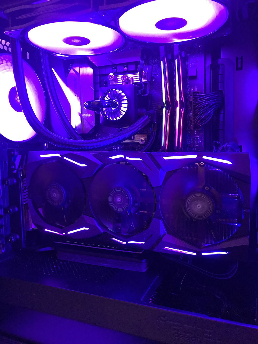 Modded the case for vertical GPU