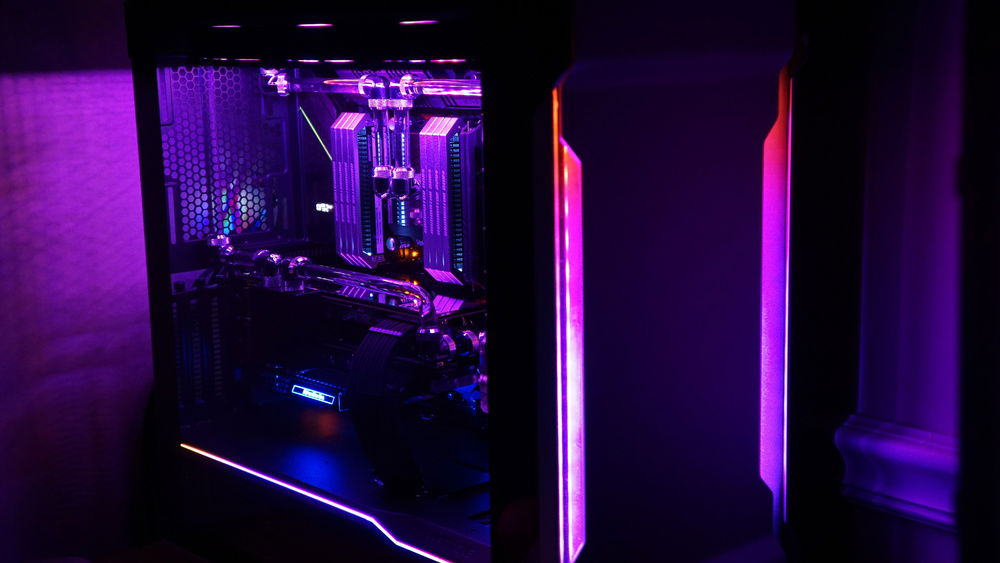 Better photos, this one is just the illumination from the case.