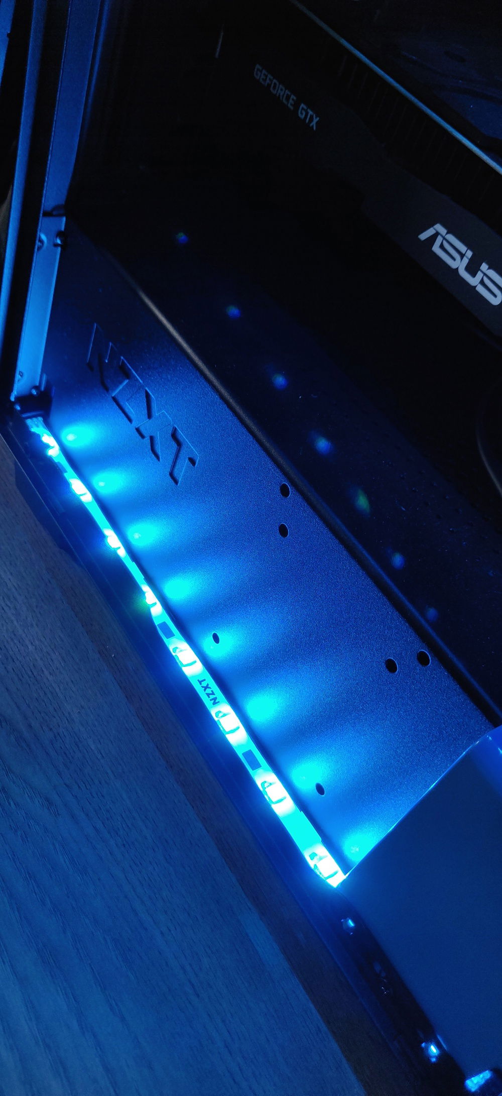 NZXT H400i RGB led strip