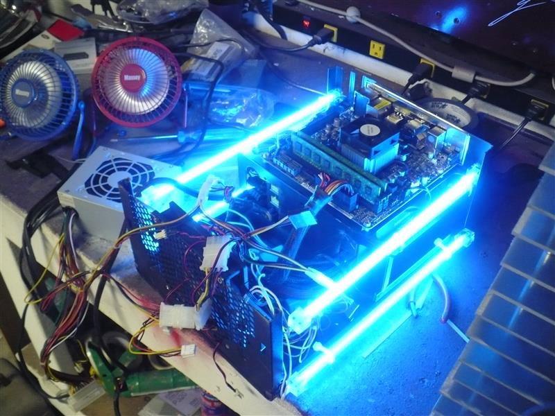 Innards on frame of Cooler Master 110