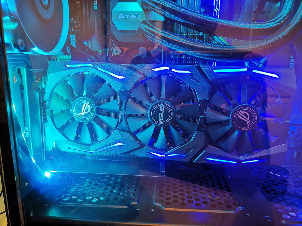 GPU close up (aka the money shot).