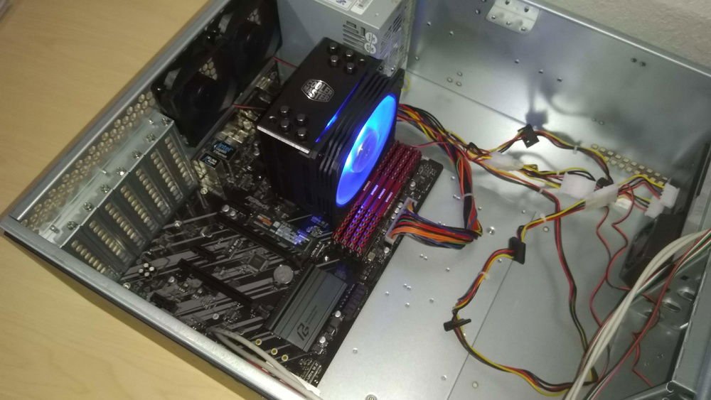 cable management is impossible with this case, and jack power supply