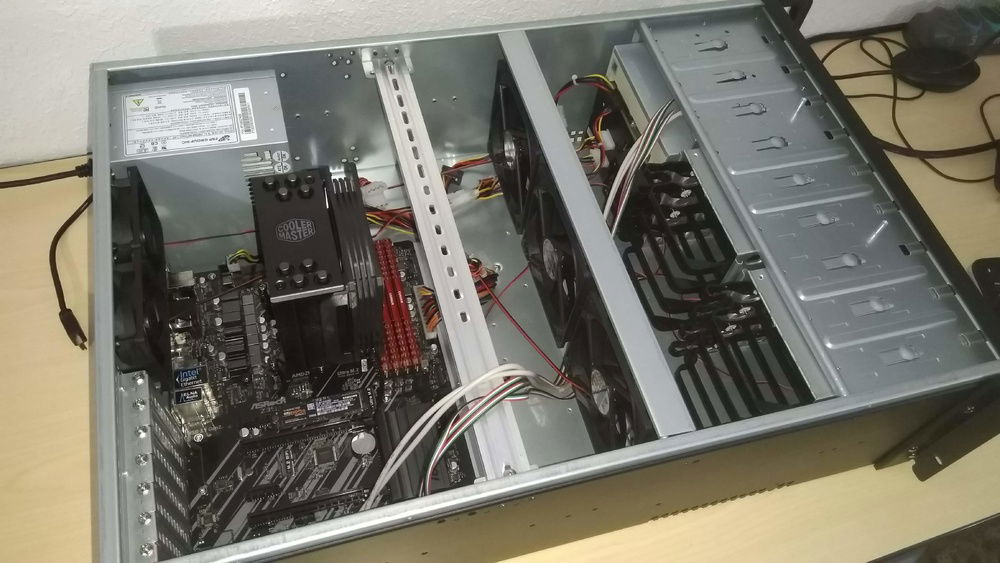 If I left the 3 120MM fan assembly it would be difficult to swap out HDDs, and it's really not needed, the air flow nicely.