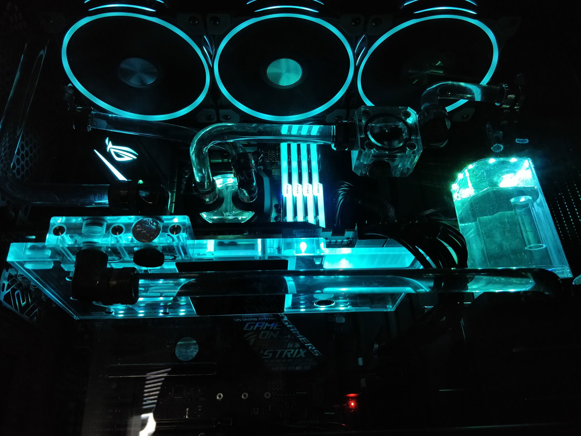 First Custom Watercooling Loop [Rigid Tubing] » builds.gg