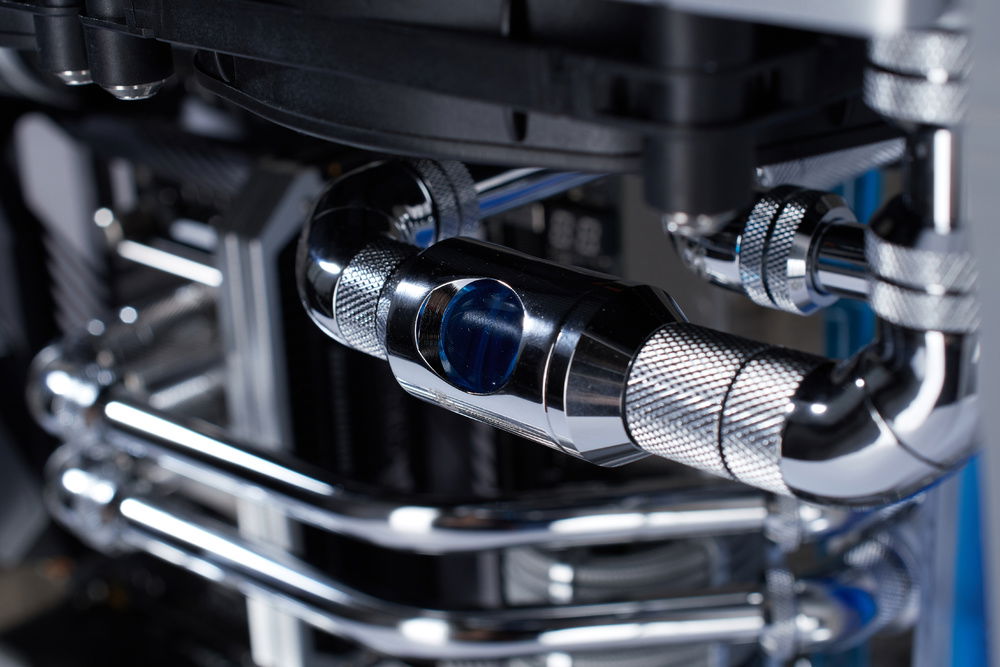 Close up of the Bitspower filter