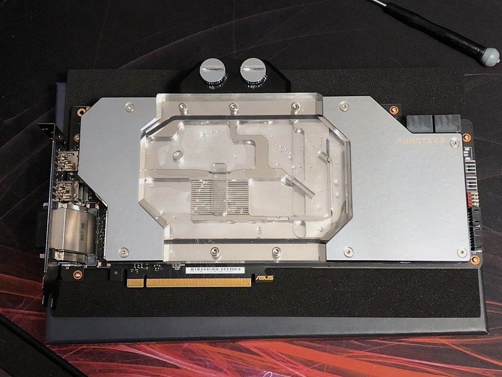 Installing the Phanteks waterblock on the STRIX 1080Ti. The block its self is ok, but given my experience with their support it may be the last Phanteks product I buy.