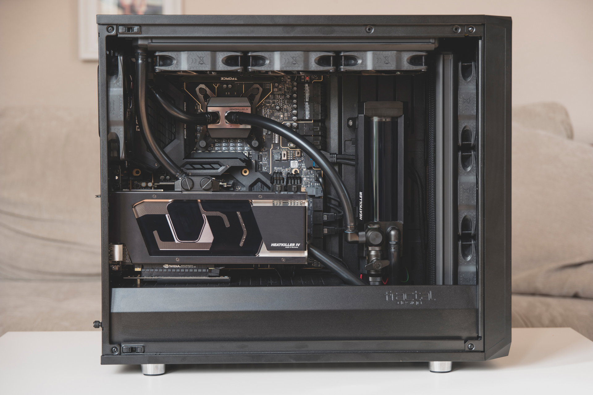 Fractal Design Meshify S2 Vs Define R6 Fractal Define Meshify S2 - NoRGB understatement and fast ! » builds.gg
