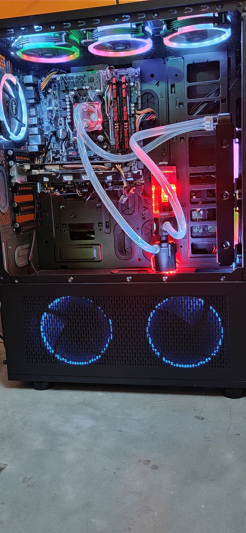 My first custom water cooling loop » builds.gg