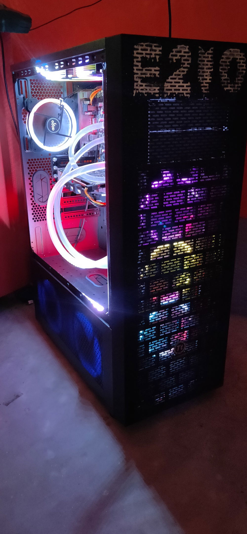 My first custom water cooling loop » builds.gg