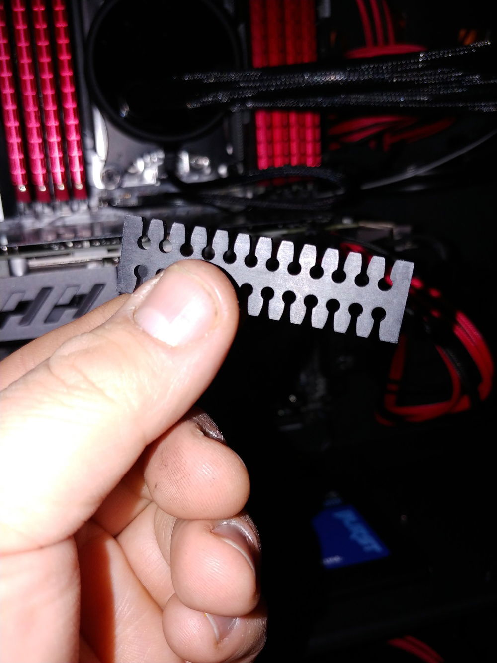 These Combs are trash.