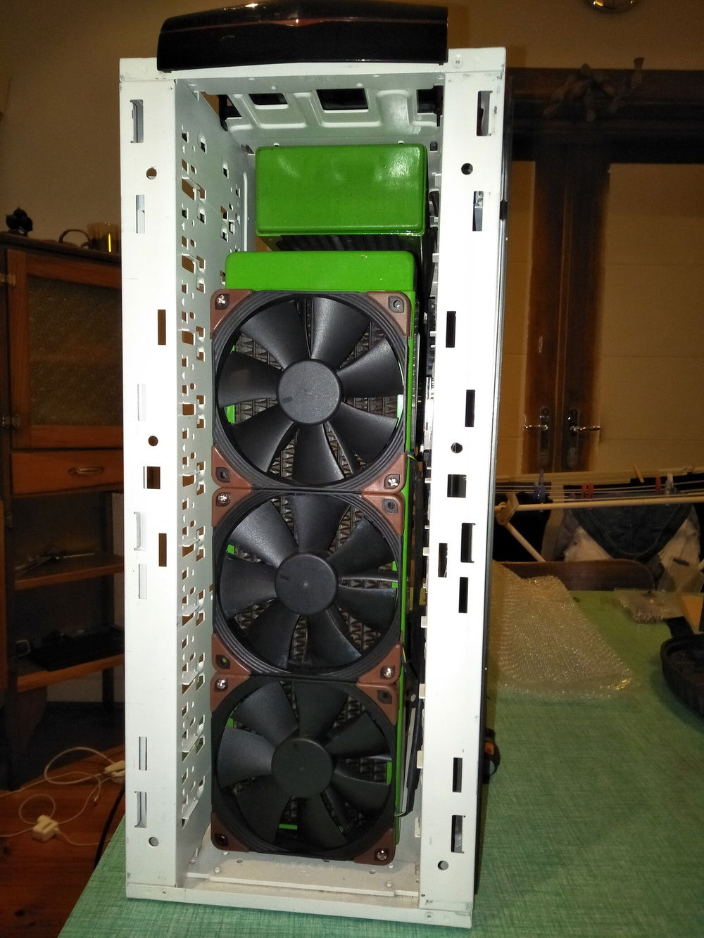 I plan on mounting the rads and fans on the front with aluminium angle on either side.