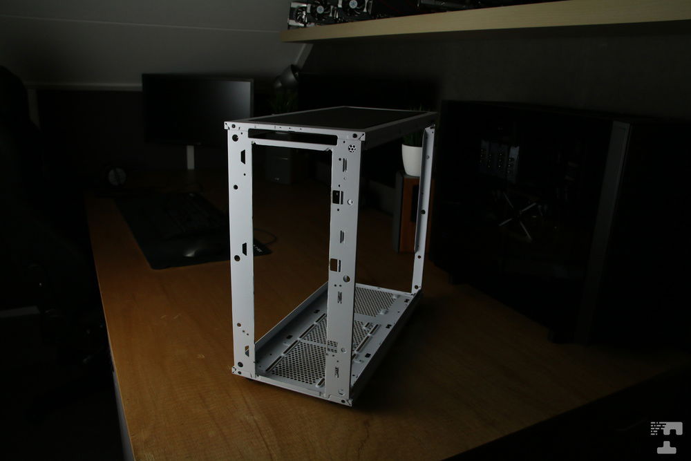 Bigger opening on the front to allow for the angled fan/rad combo.