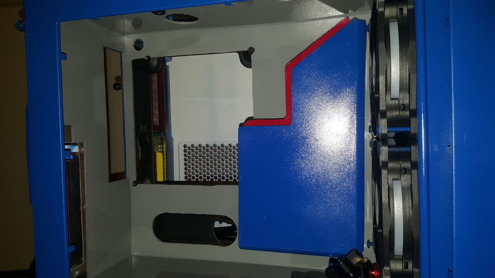 Interior with fan shroud