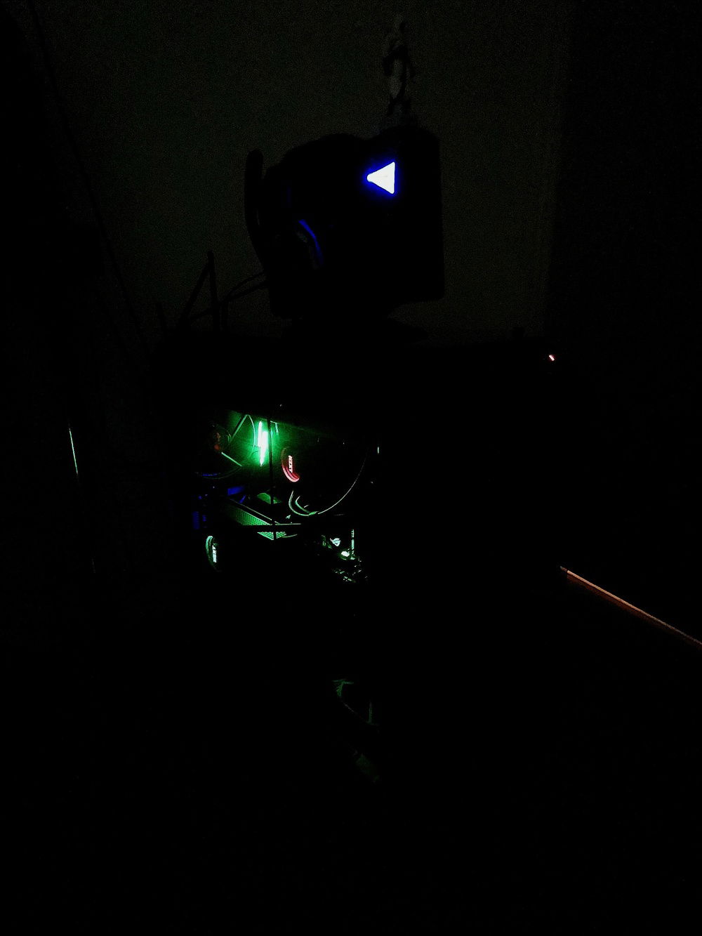 got rid of RGB fans on the front, and screwed the bottom fan in after I got new double pci-e power cable